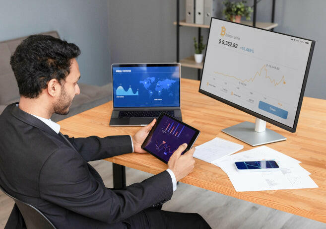 5G Bolt - Wireless 5G Internet Device Sabertooth Tech Group